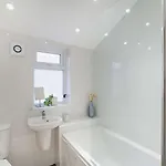 3 Bed In Oc-94477 Vakantiehuis *
