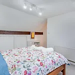 3 Bed In Oc-94477