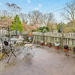 3 Bed In Oc-94477 *