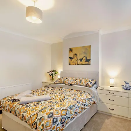 3 Bed In 94477 Ripon