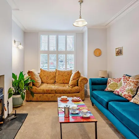 Holiday home 3 Bed In Oc-94477